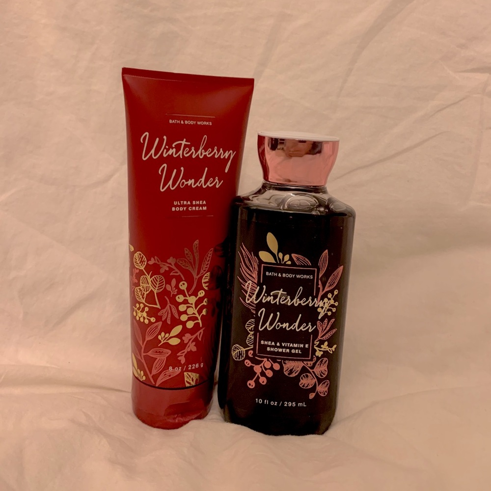 Bath and Body Works winterberry wonder duo